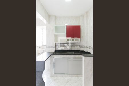 Apartamento para alugar com 65m², 2 quartos e sem vagaCozinha e Área de Serviço