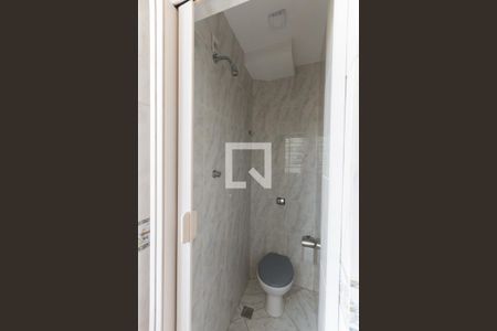 Apartamento para alugar com 65m², 2 quartos e sem vagaBanheiro de Serviço