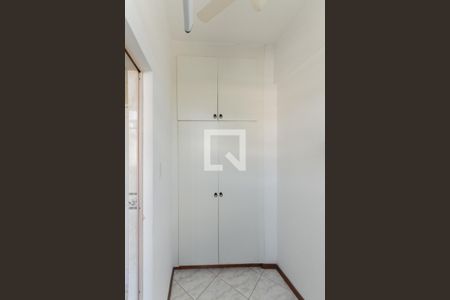Apartamento para alugar com 65m², 2 quartos e sem vagaQuarto de Serviço
