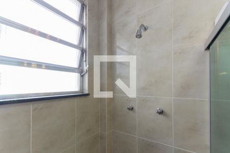 Apartamento para alugar com 65m², 2 quartos e sem vagaBanheiro