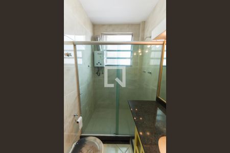 Apartamento para alugar com 65m², 2 quartos e sem vagaBanheiro