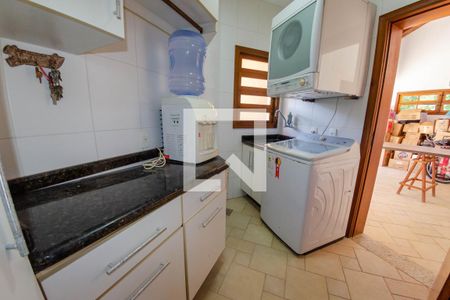 Casa para alugar com 240m², 4 quartos e 2 vagas Casa para alugar com 240m², 4 quartos e 2 vagasÁrea de serviço