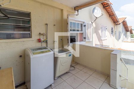 Casa à venda com 110m², 2 quartos e 2 vagasÁrea de serviço