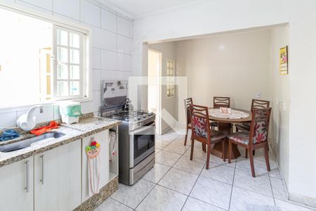 Casa à venda com 110m², 2 quartos e 2 vagasCozinha