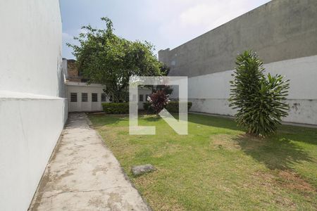 Apartamento à venda com 65m², 2 quartos e sem vagaÁrea comum