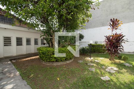 Apartamento à venda com 65m², 2 quartos e sem vagaÁrea comum