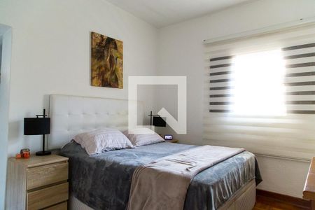 Casa à venda com 140m², 2 quartos e 2 vagasSuíte