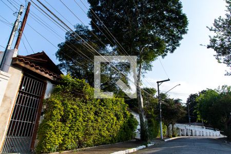 Casa à venda com 140m², 2 quartos e 2 vagasFachada