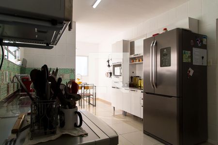 Casa à venda com 140m², 2 quartos e 2 vagasCozinha