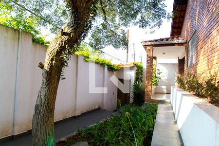 Casa à venda com 140m², 2 quartos e 2 vagasJardim da frente