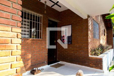 Casa à venda com 140m², 2 quartos e 2 vagasHall de entrada