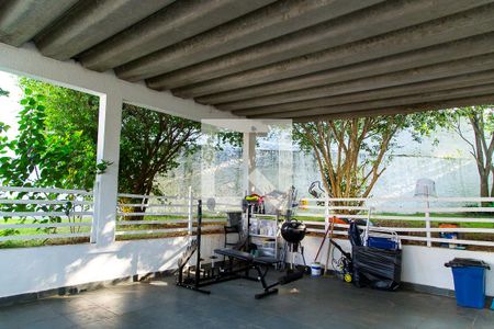 Casa à venda com 140m², 2 quartos e 2 vagasGaragem