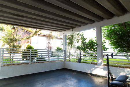 Casa à venda com 140m², 2 quartos e 2 vagasGaragem