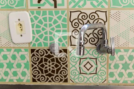 Casa à venda com 140m², 2 quartos e 2 vagasCozinha - Torneira