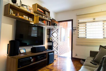 Sala de Estar de casa à venda com 2 quartos, 140m² em Cidade Vargas, São Paulo