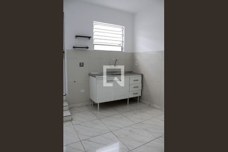 Casa para alugar com 50m², 1 quarto e sem vaga Casa para alugar com 50m², 1 quarto e sem vagaCozinha