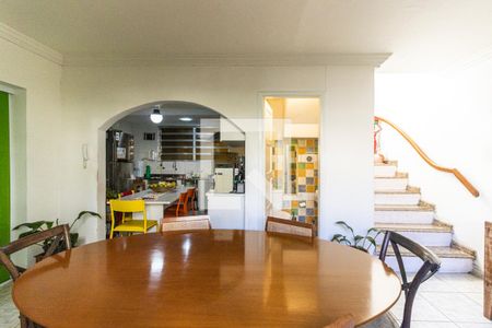 Casa à venda com 308m², 8 quartos e 4 vagasCopa