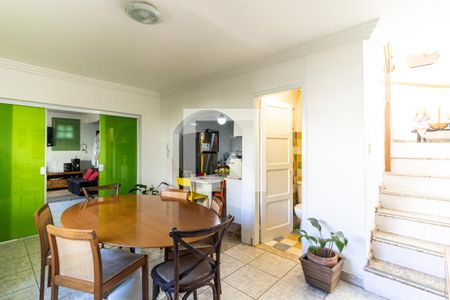 Casa à venda com 308m², 8 quartos e 4 vagasCopa