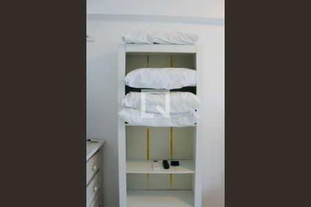 Apartamento para alugar com 226m², 4 quartos e 2 vagasQuarto