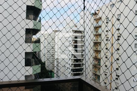 Apartamento para alugar com 226m², 4 quartos e 2 vagasVista