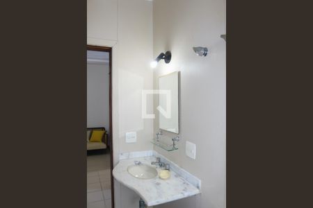 Apartamento para alugar com 226m², 4 quartos e 2 vagasBanheiro Social