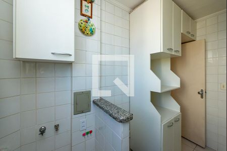 Apartamento à venda com 48m², 2 quartos e sem vaga Apartamento à venda com 48m², 2 quartos e sem vagaCozinha e Área de Serviço