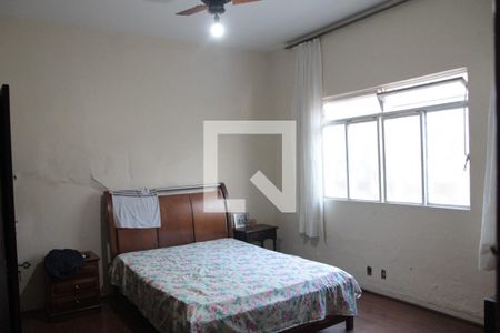 suite  de casa à venda com 3 quartos, 360m² em Glória, Belo Horizonte