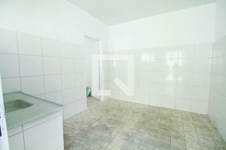 cozinha de casa para alugar com 1 quarto, 40m² em Parque Peruche, São Paulo