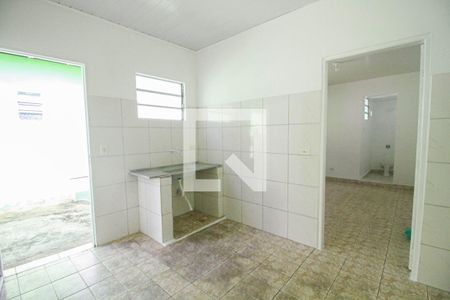 cozinha de casa para alugar com 1 quarto, 40m² em Parque Peruche, São Paulo