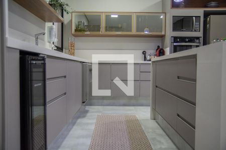 Casa à venda com 190m², 2 quartos e 4 vagasCozinha - Armários