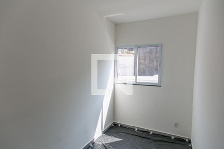 Quarto 1 de apartamento para alugar com 2 quartos, 52m² em Vila Nivi, São Paulo