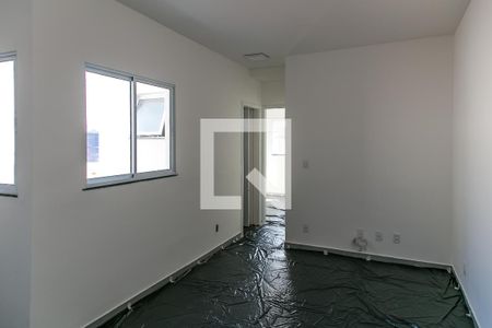 Sala e Cozinha de apartamento para alugar com 2 quartos, 52m² em Vila Nivi, São Paulo