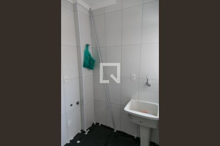 Área de Serviço de apartamento para alugar com 2 quartos, 52m² em Vila Nivi, São Paulo