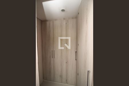 Casa de condomínio à venda com 137m², 3 quartos e 2 vagasCloset da suíte