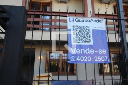Casa de condomínio à venda com 137m², 3 quartos e 2 vagasFachada