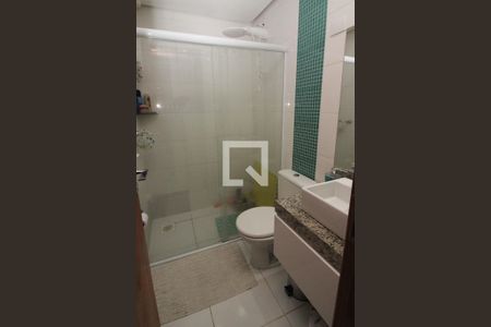 Casa de condomínio à venda com 137m², 3 quartos e 2 vagasBanheiro Social