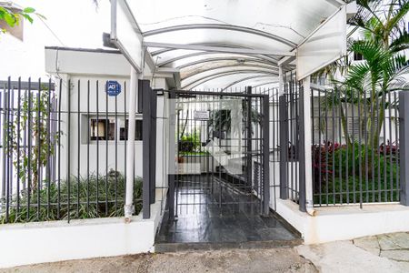 Apartamento para alugar com 50m², 2 quartos e 1 vaga Apartamento para alugar com 50m², 2 quartos e 1 vagaFachada