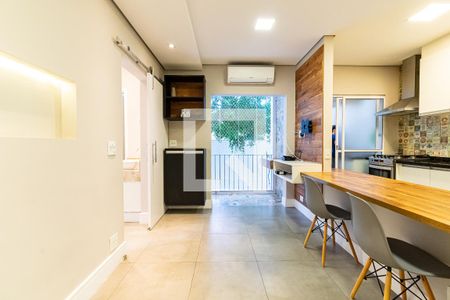 Sala  de apartamento para alugar com 2 quartos, 50m² em Vila Paulista, São Paulo