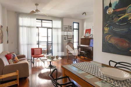 Sala  de apartamento à venda com 3 quartos, 140m² em Icaraí, Niterói