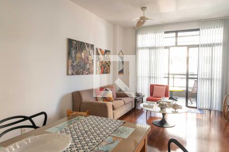 Sala  de apartamento à venda com 3 quartos, 140m² em Icaraí, Niterói