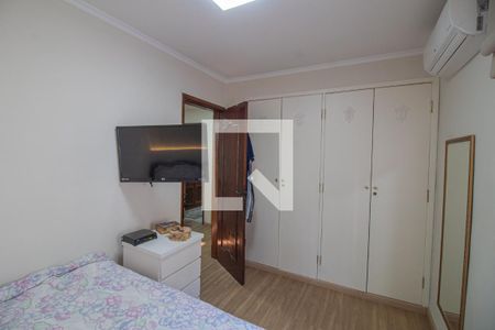 Casa para alugar com 130m², 3 quartos e 2 vagasQuarto 1