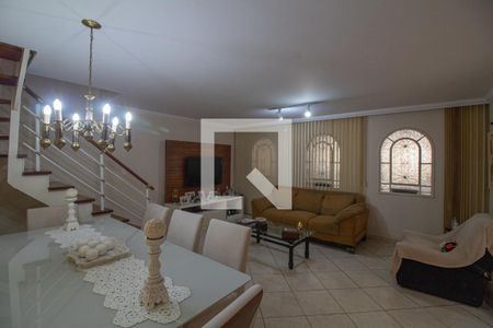 Sala de casa para alugar com 3 quartos, 130m² em Jardim Caravelas, São Paulo