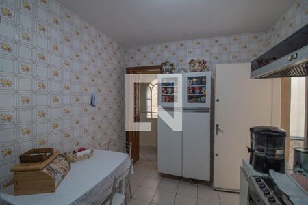 Casa para alugar com 130m², 3 quartos e 2 vagasCozinha