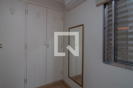 Casa para alugar com 130m², 3 quartos e 2 vagasQuarto 1