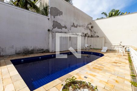 Casa de condomínio à venda com 550m², 4 quartos e 6 vagasPiscina