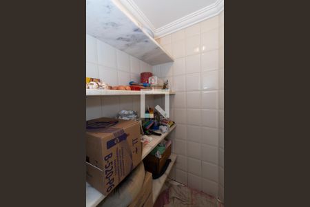 Casa de condomínio à venda com 550m², 4 quartos e 6 vagasDespensa