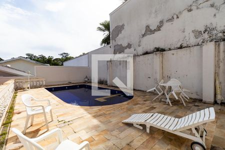 Casa de condomínio à venda com 550m², 4 quartos e 6 vagasPiscina