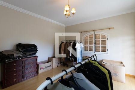 Casa de condomínio à venda com 550m², 4 quartos e 6 vagasQuarto 1