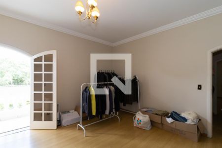 Casa de condomínio à venda com 550m², 4 quartos e 6 vagasQuarto 1