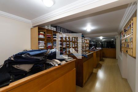 Casa de condomínio à venda com 550m², 4 quartos e 6 vagasEscritório